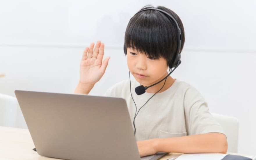 不登校だが頑張る小学生